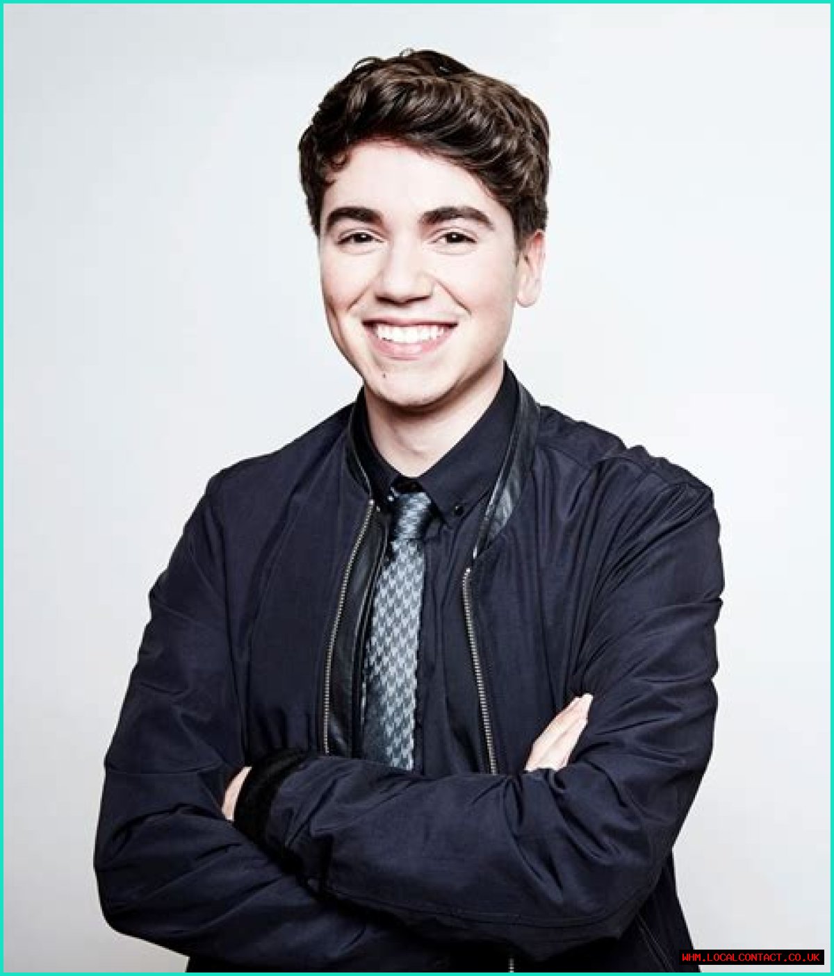 Understanding Noah Galvin: A Journey Through Identity And Expression